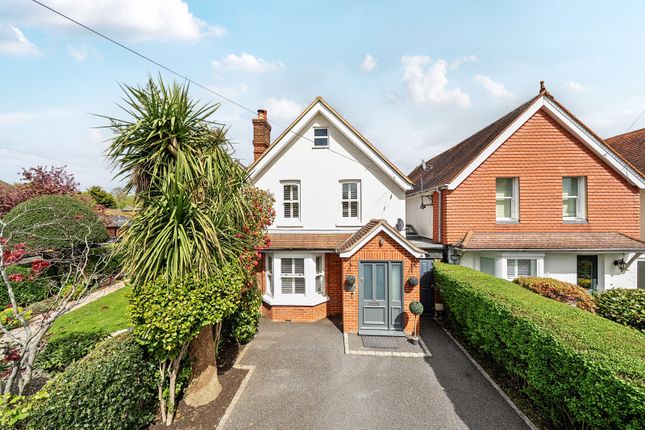 3 bed property, in High Street, £825,000