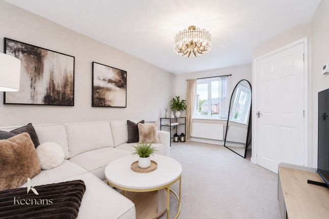 3 bed property, in 8, £220,000