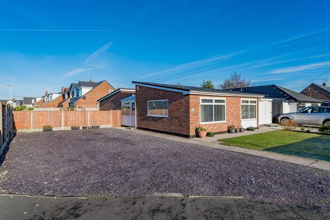 3 bed property, in Redgate, £330,000