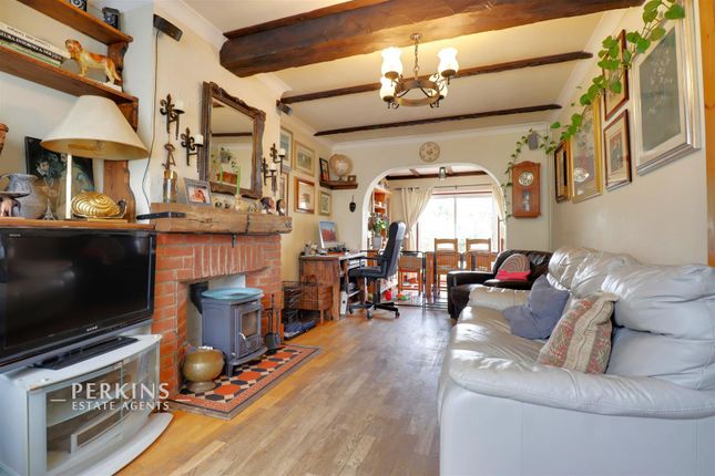 4 bed property, in Greenford UB6, £650,000