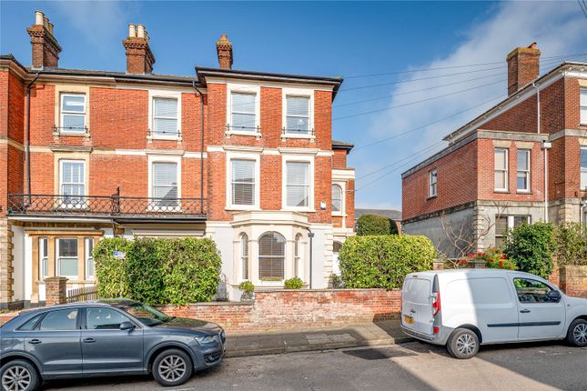 8 bed property, in Wyndham Road, £999,000