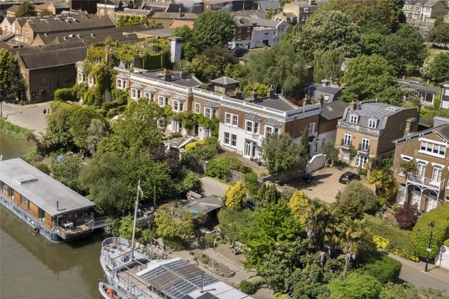 4 bed property, in Chiswick Mall, £5,250,000