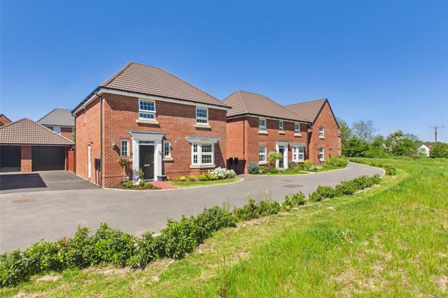4 bed property, in Peregrine Close, £375,000