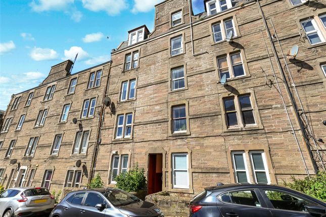 2 bed property, in Step Row, £125,000