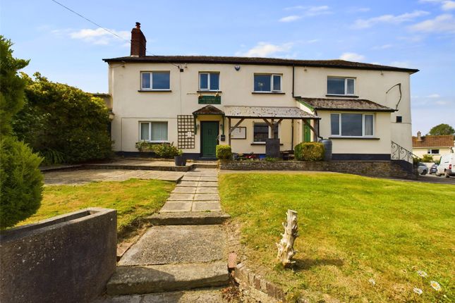 5 bed property, in Petrockstow, £270,000