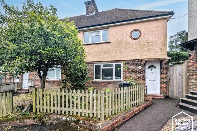 3 bed property, in 8 Pine View, £250,000
