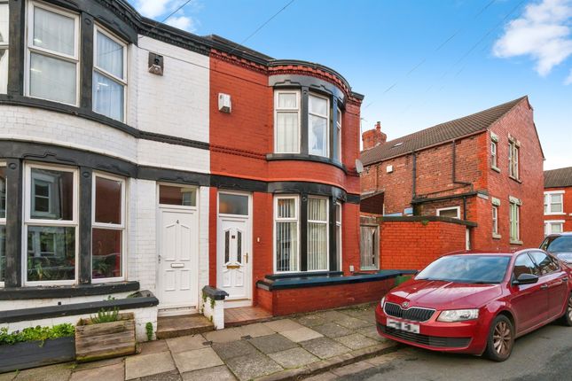 2 bed property, in Rufford Road, £75,000