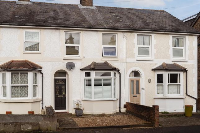 3 bed property, in Glovers Road, £600,000