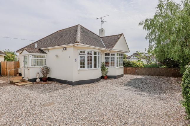 3 bed property, in Shipwrights Drive, £485,000