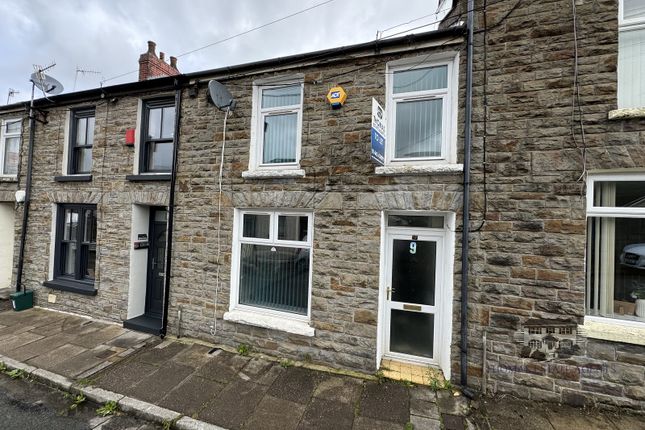 3 bed property, in Hopkin Street, £110,000