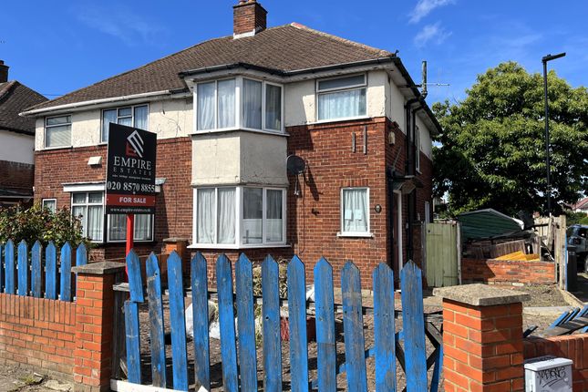 3 bed property, in York Way, £439,950