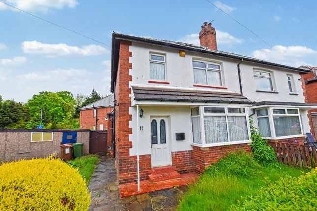 3 bed property, in Bowling Avenue, £180,000