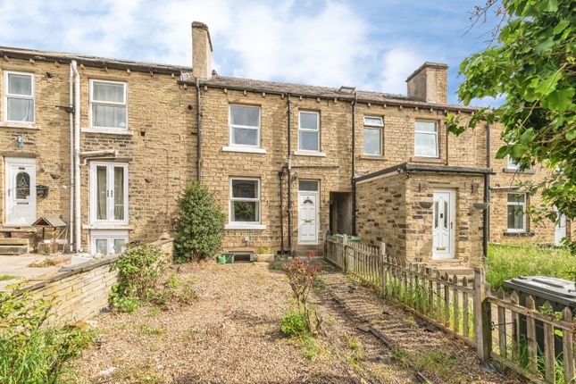 1 bed property, in Dewhurst Road, £80,000