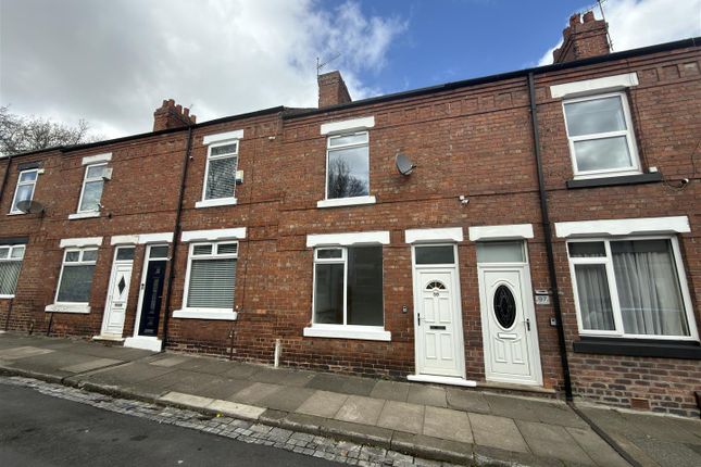 3 bed property, in Cumberland Street, £105,000