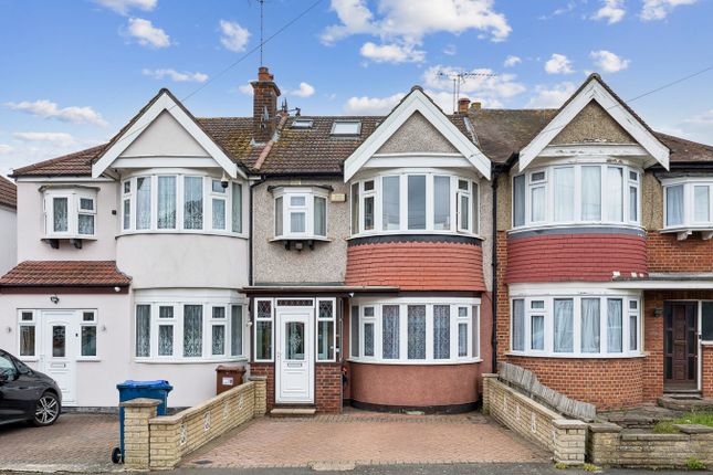 4 bed property, in Waverley Road, £675,000