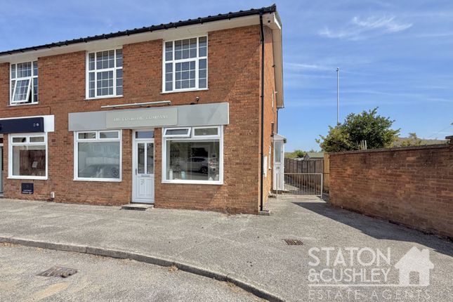 2 bed property, in Chestnut Drive, £140,000