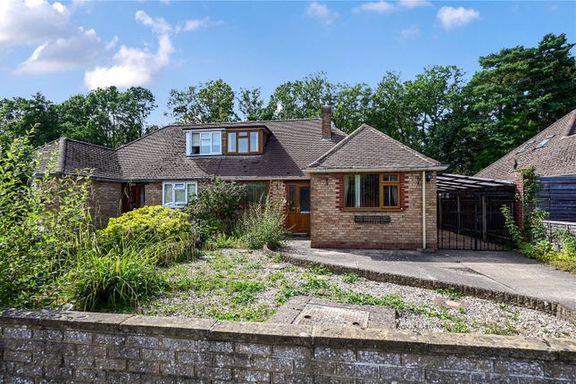 2 bed property, in Wentworth Crescent, £400,000