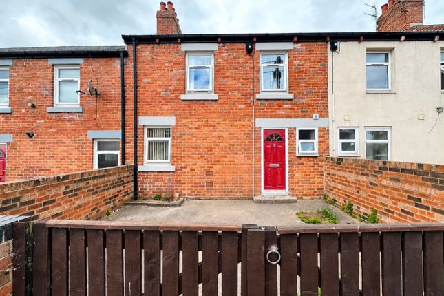 3 bed property, in Thomas Street, £55,000
