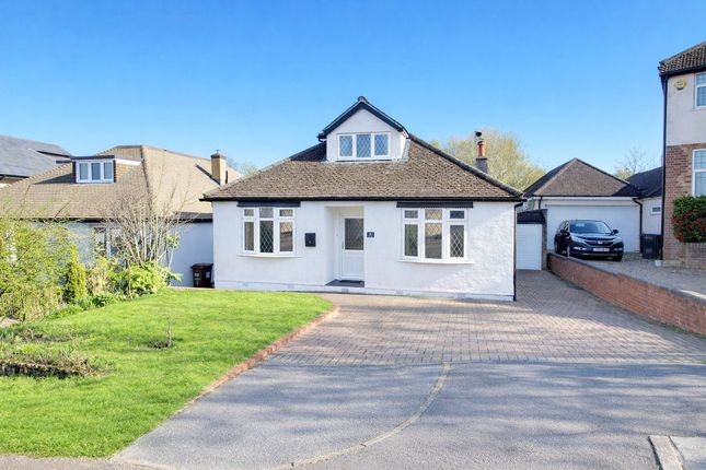 4 bed property, in Sutherland Way, £885,000