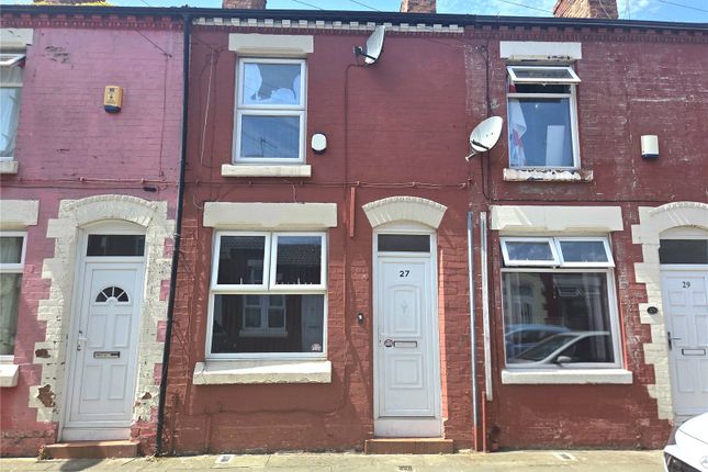 2 bed property, in Grantham Street, £100,000