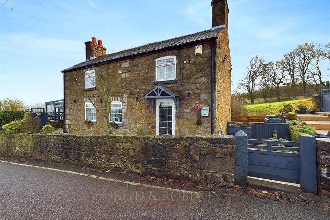 3 bed property, in Halkyn, £375,000