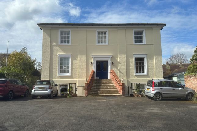 2 bed property, in Nayland Road, £200,000