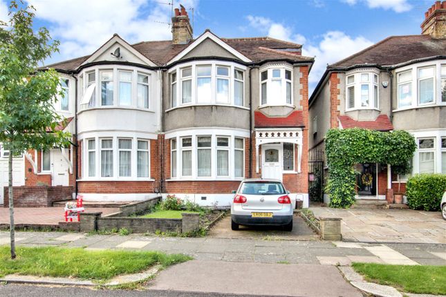 4 bed property, in Woodland Way, £799,999