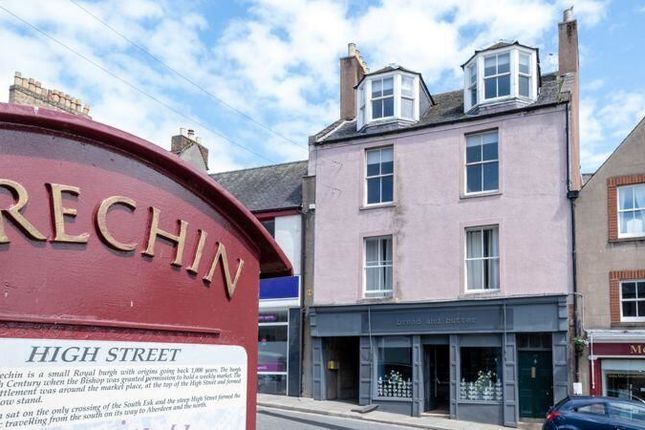 4 bed property, in 19B High Street, £90,000