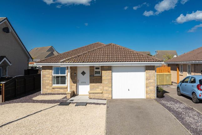 2 bed property, in Table Road, £248,000
