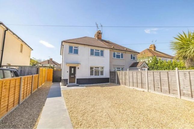 3 bed property, in Manor Road, £500,000