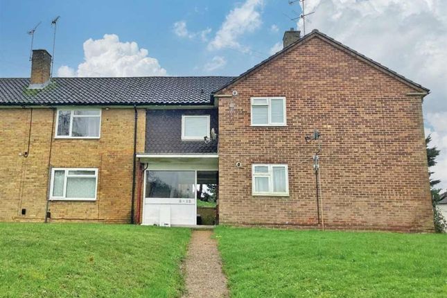 1 bed property, in Middleton Close, £80,000