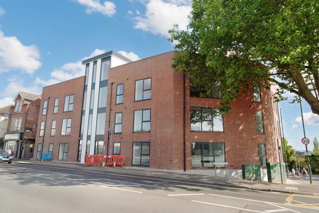 1 bed property, in The Wells Road, £115,000