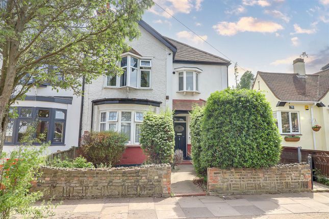 1 bed property, in Silversea Drive, £260,000