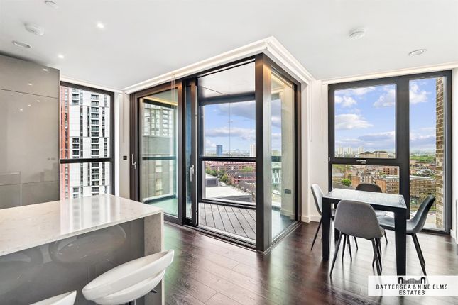 2 bed property, in Madeira Tower, £825,000