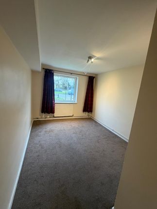 3 bed property, in Southall UB2, £355,000