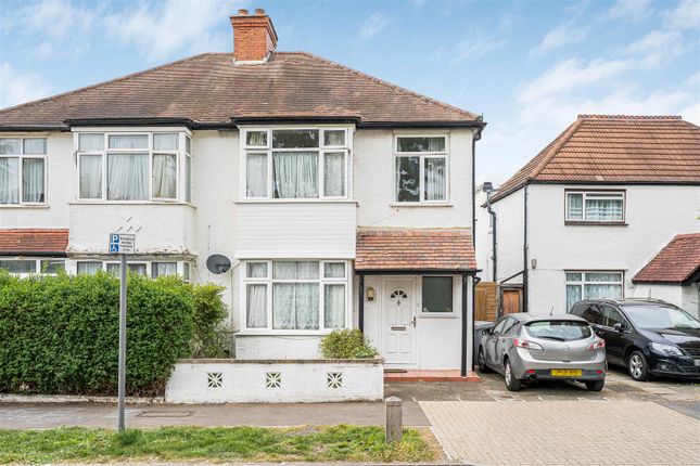 3 bed property, in Sylvester Road, £550,000