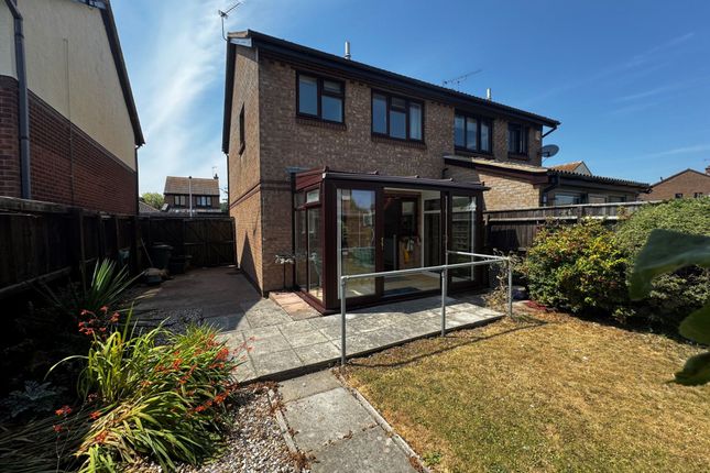 3 bed property, in Hamilton Grove, £270,000