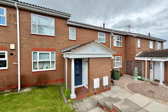 2 bed property, in Belfry Court, £135,000