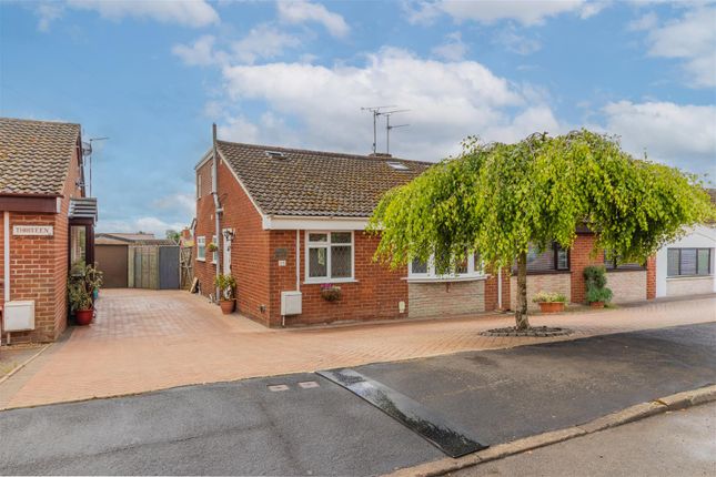 3 bed property, in Holywell Road, £320,000