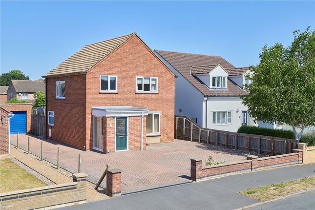 3 bed property, in Edinburgh Road, £400,000