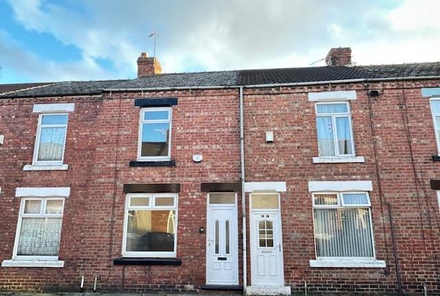 2 bed property, in Leonard Street, £80,000