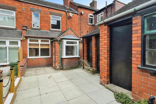 2 bed property, in Buxton Road, £125,000
