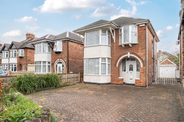 3 bed property, in Russell Drive, £375,000