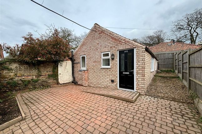 2 bed property, in Lynn Road, £100,000