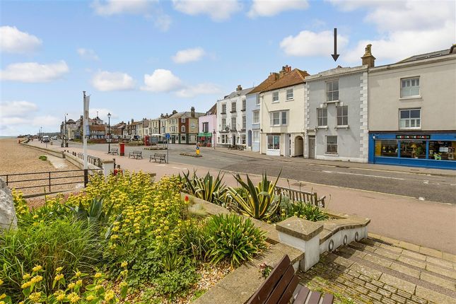 4 bed property, in Beach Street, £895,000