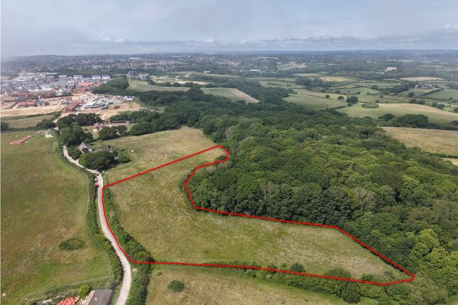 Land, in Worsham Lane, £125,000