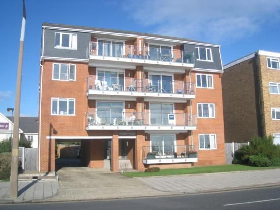 2 bed property, in Eastern Esplanade, £425,000