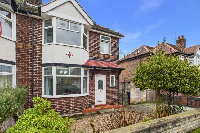 3 bed property, in St. Wilfrids Drive, £350,000