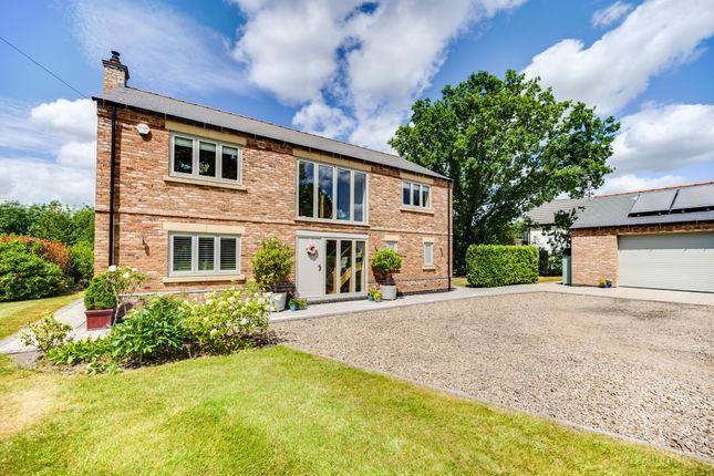 4 bed property, in Taylors Lane, £975,000