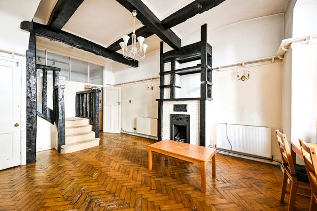 5 bed property, in De Vere Gardens, £1,995,000